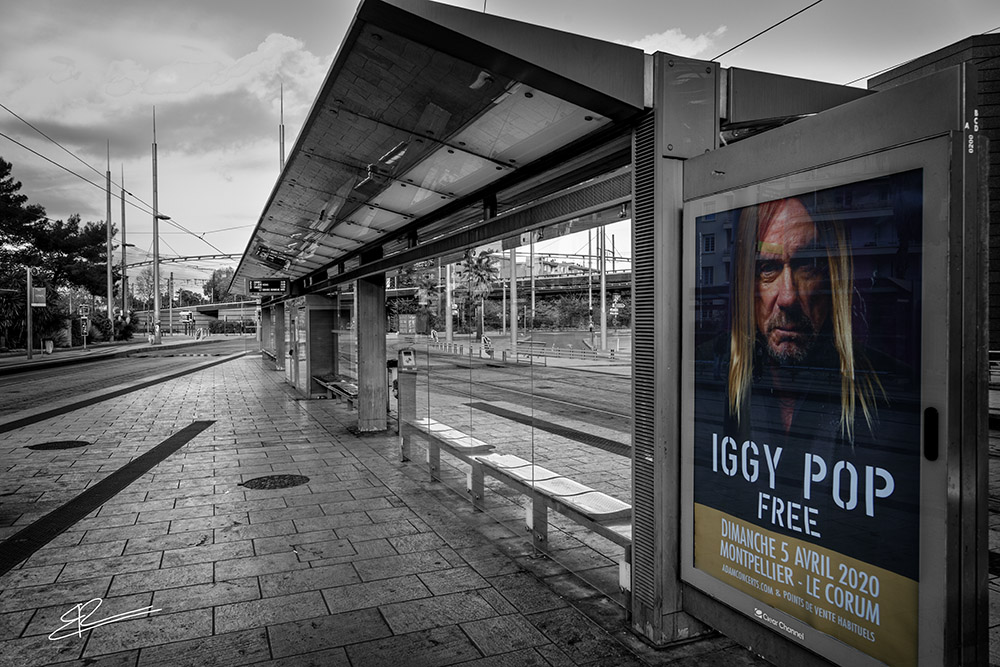 Hey hey, my my. Rock and roll can never die There's more to the picture Than meets the eye. Hey hey,my my. (Neil Young)